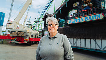Craft Revival Movement Preserves Renaissance Traditional Skills